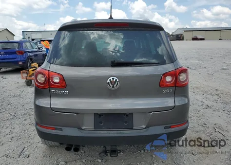 2009 Volkswagen Tiguan S from USA, damaged, VIN WVGAV75N39W003838